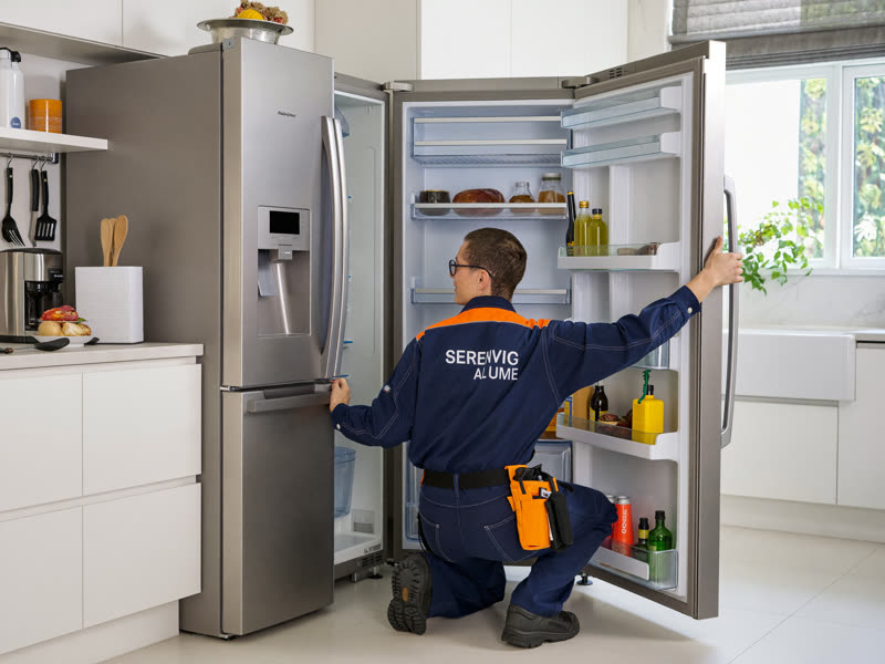 Frigoríficos — Carga de gas, termostatos y averías de frío. Servicio urgente.